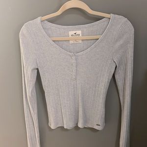 Hollister Must-Have collection blue sweater-T